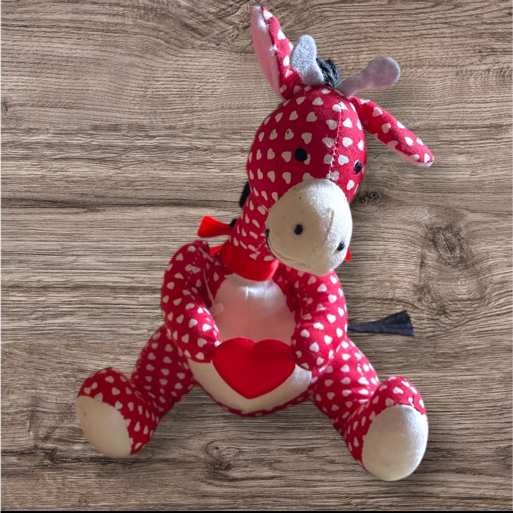 Vintage 1995-1996 Hallmark Valentines Red & White Hearts Stuffed Giraffe VGUC